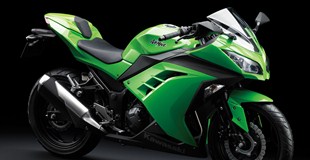 Новый Ninja 300 затмевает соперников!