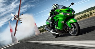 ZZR1400 ABS: король спорт-байков устанавливает новые стандарты